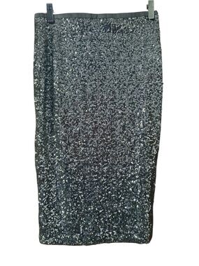 Metrostyle Silver Sequin Pencil Skirt Size 4